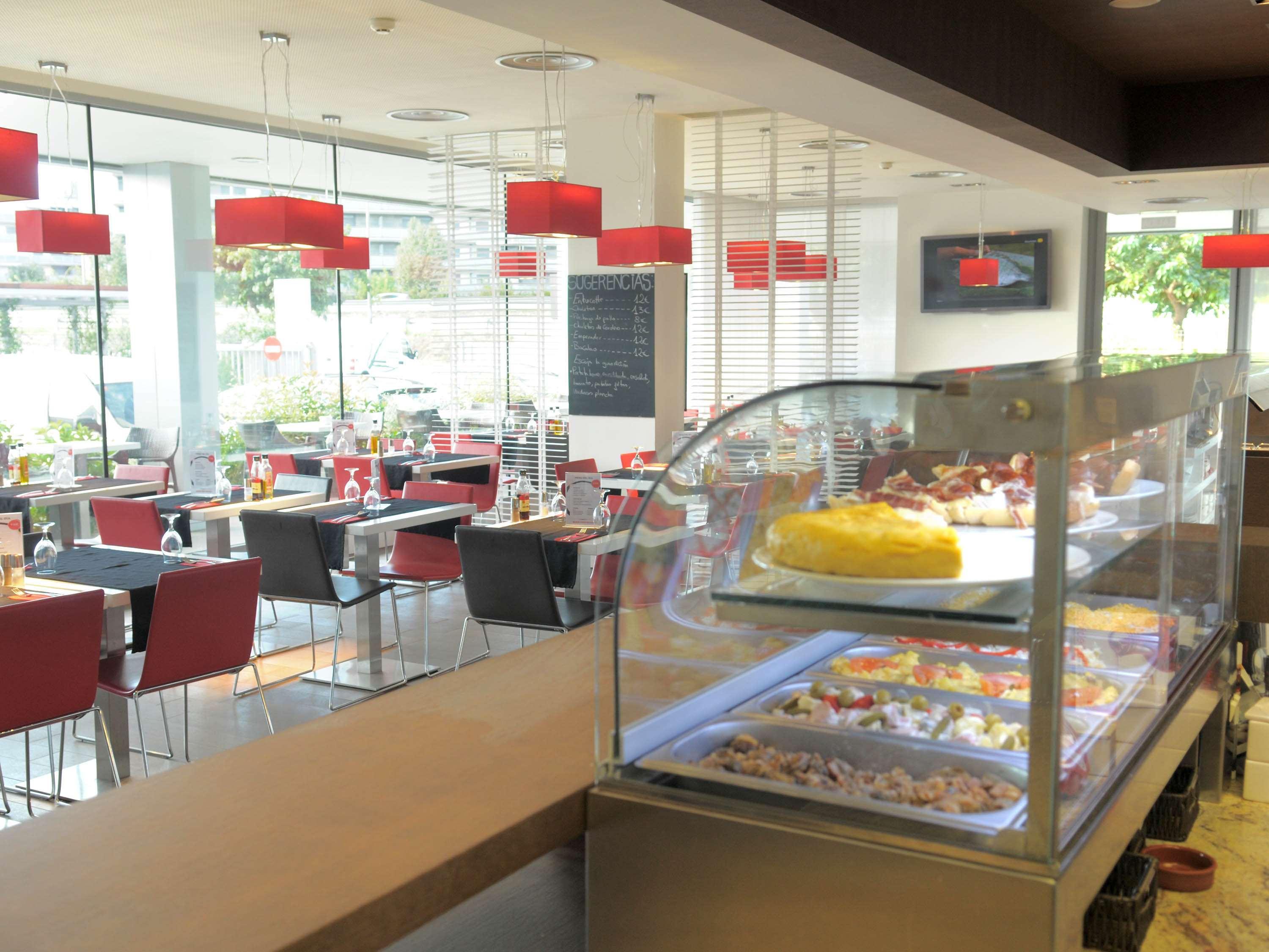 Ibis Lleida Hotel ภายนอก รูปภาพ