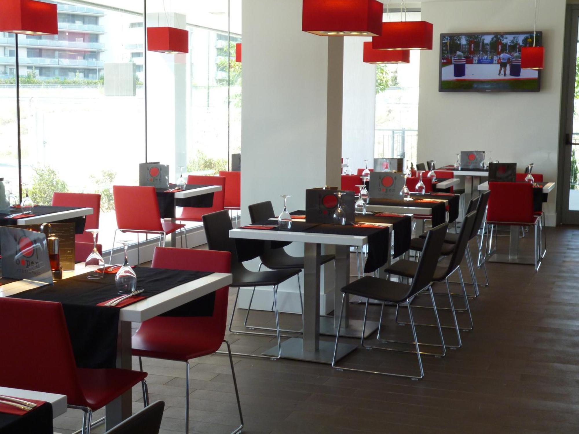 Ibis Lleida Hotel ภายนอก รูปภาพ