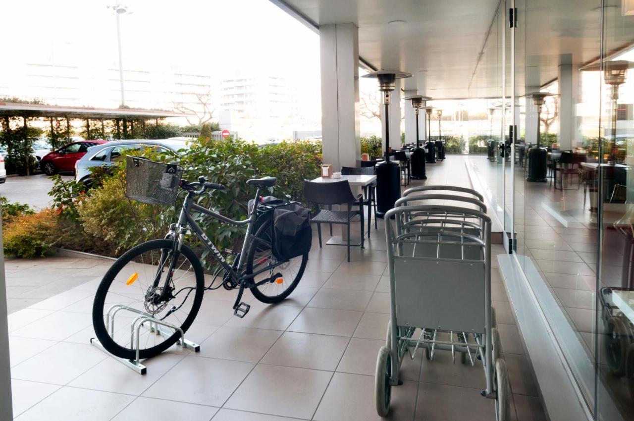 Ibis Lleida Hotel ภายนอก รูปภาพ