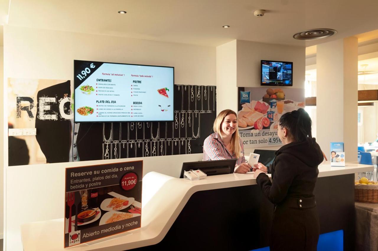 Ibis Lleida Hotel ภายนอก รูปภาพ